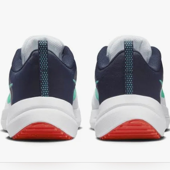 NIKE Women's Downshifter 12, Size 9 - Picture 2 of 10